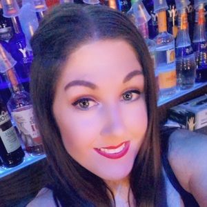 Meet your Posher, Cassie